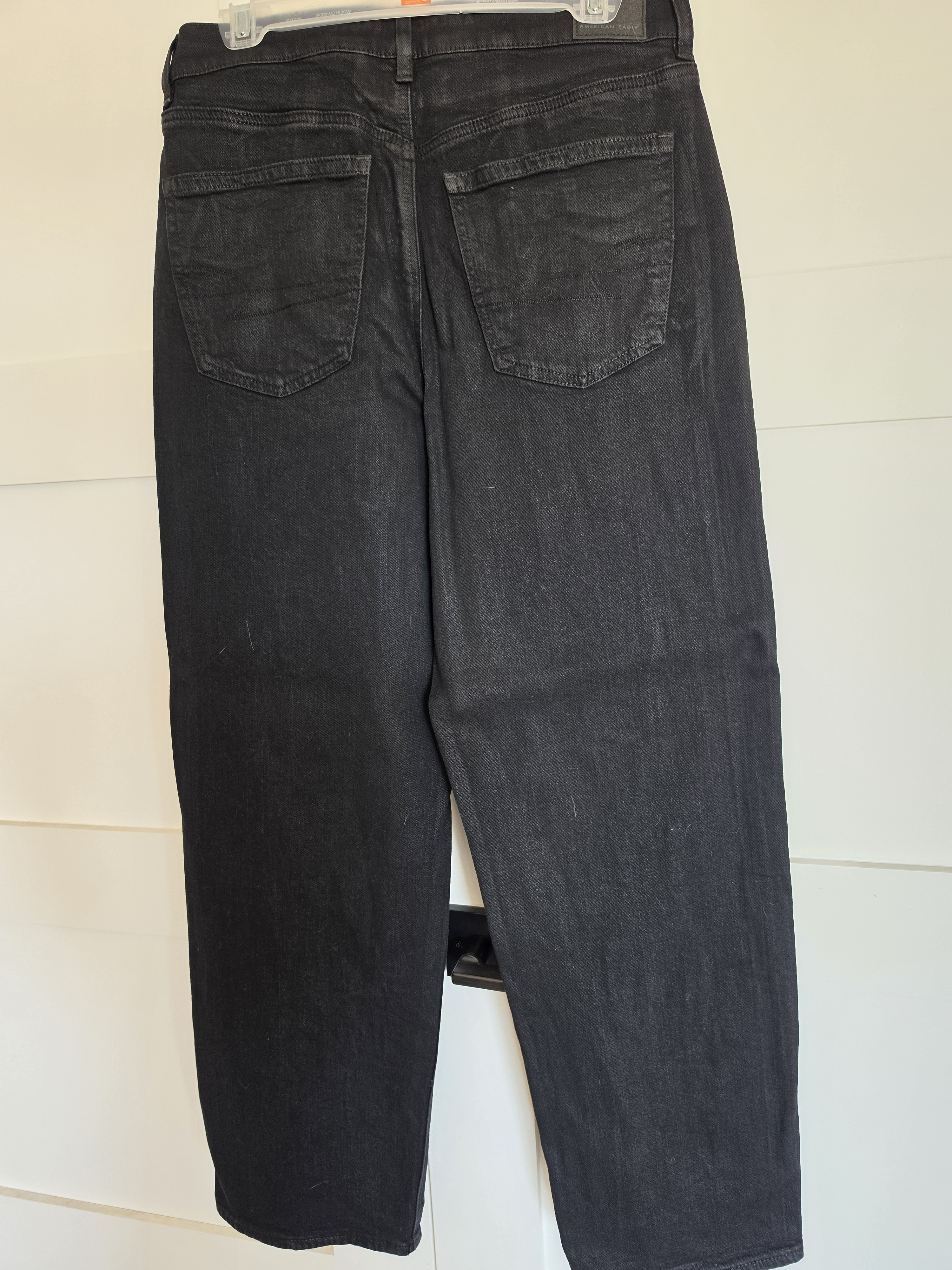 American Eagle Super High Rise Baggy Straigt Coated Jeans